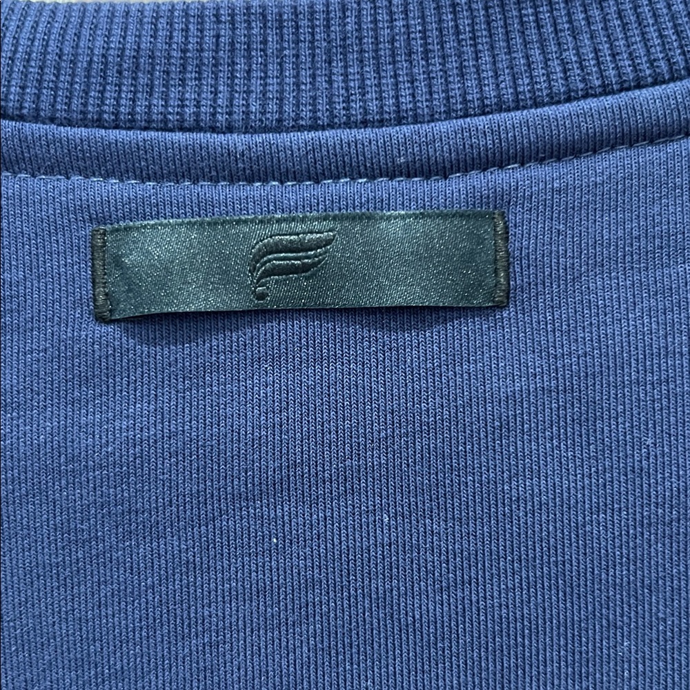 Fabletics Sweatshirt. Nwt . Soft And The Most Com… - image 5